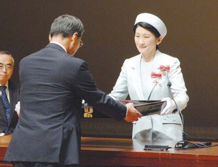 新型うつ病の雅子より紀子様が将来の皇后に相応しい