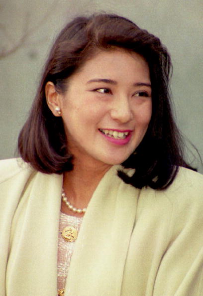 主题:日本皇后美智子年轻时的着装真是复古美丽,p9起,少女雅子